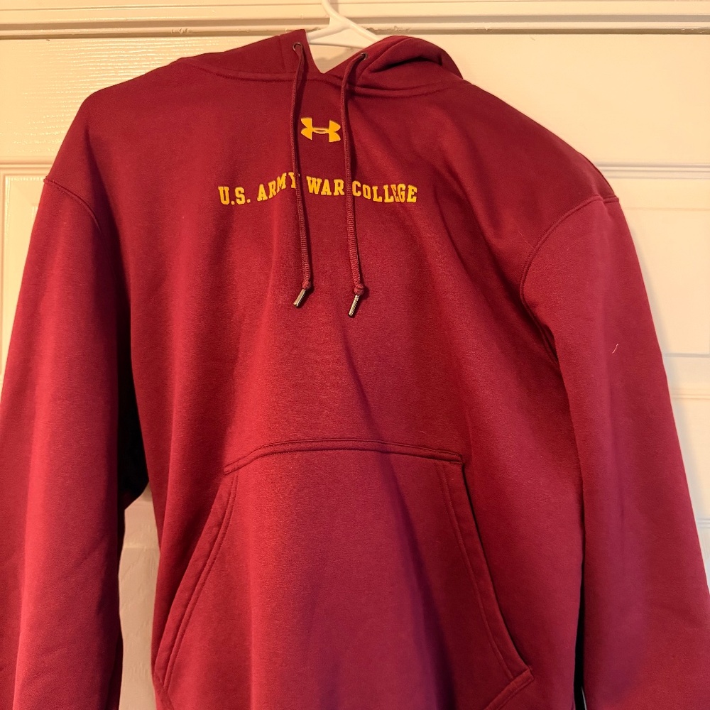 Under Armor | U.S Army War College Hoodie | Size S